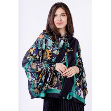 Bluza statement tip poncho cu imprimeu jungle pe fond negru