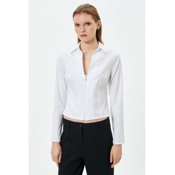 Camasa slim fit cu guler ascutit