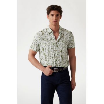 Camasa cu model floral si maneci scurte