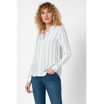 Camasa cu model in dungi