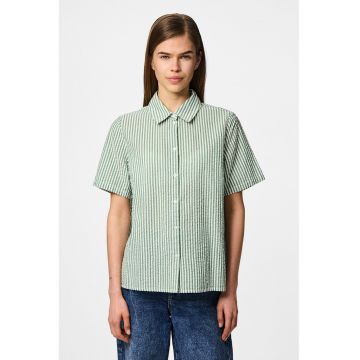 Camasa lejera din bumbac cu model in dungi