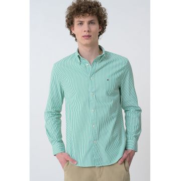 Camasa Oxford de bumbac cu model in dungi