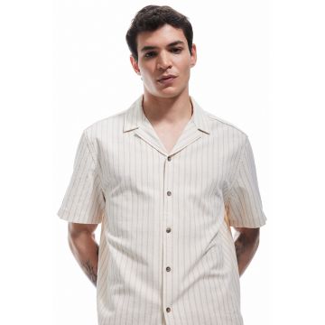 Camasa regular fit cu model in dungi