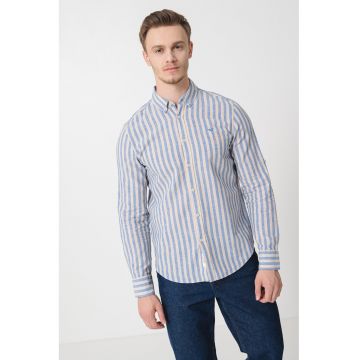 Camasa slim-fit din amestec de in cu mode in dungi