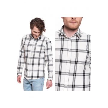Camasa Barbati -  Ls 1 Pkt Shirt - Croi: Regular Fit - Inchidere: Nasturi - Compozitie Material: 100% Bumbac - Model Dominant: Carouri - Alb - 1 Bucata
