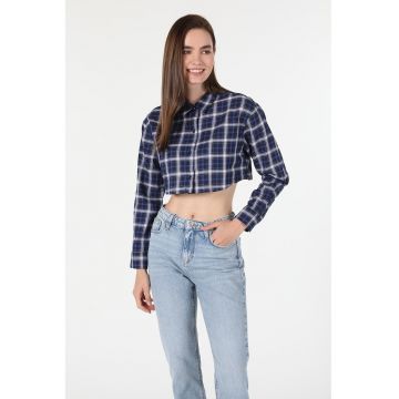 Camasa crop cu model in carouri - Bleumarin