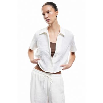 Camasa crop cu model texturat
