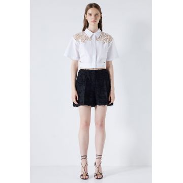 Camasa crop cu perforatii