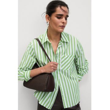 Camasa cu maneci lungi si model in dungi