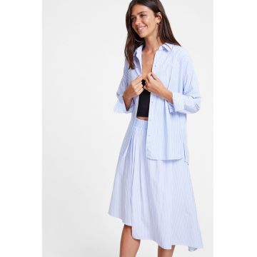 Camasa relaxed-fit cu model in dungi