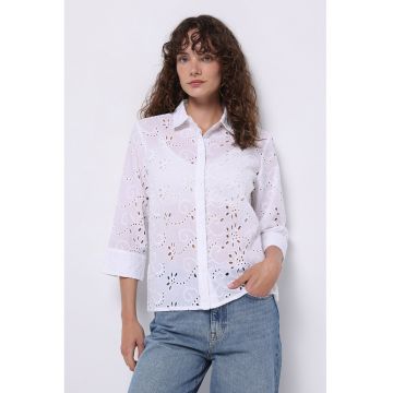 Camasa de bumbac semitrabsparenta cu model cu dantela Sangallo