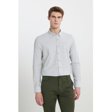 Camasa slim-fit cu guler fixat cu nasturi