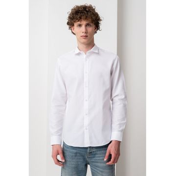 Camasa slim-fit cu model uni