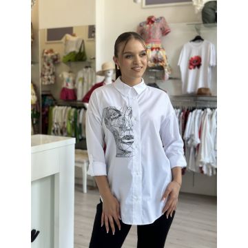 Camasa dama alba din bumbac universala mica cu broderie fata abstracta