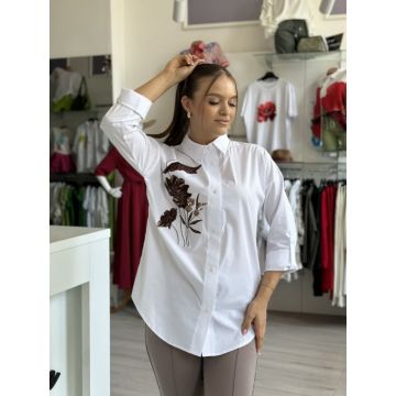 Camasa dama alba din bumbac universala mica cu broderie flori maro