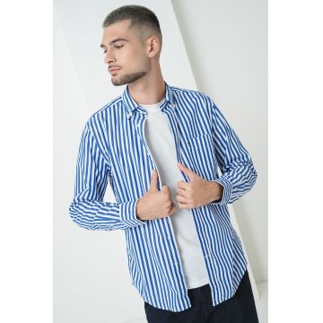 Camasa regular fit cu model in dungi