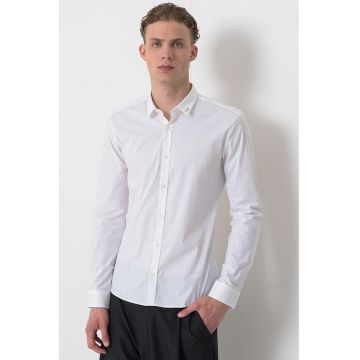 Camasa slim fit cu guler ascutit Ero