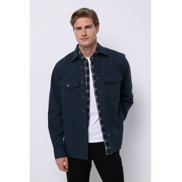 Jacheta de denim cu buzunare pe piept