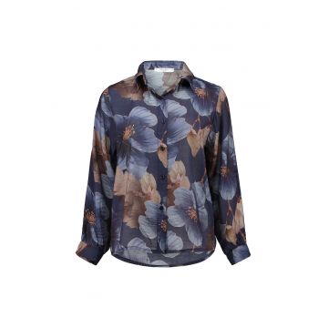 Camasa cu model floral si guler ascutit