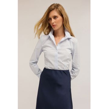 Camasa cu model in dungi si guler ascutit - Albastru glaciar