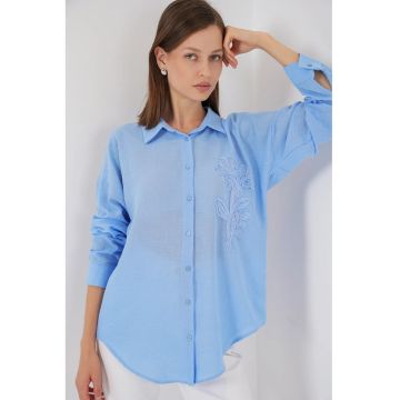 Camasa dama  brodata - albastra - textil - cu maneca lunga si inchidere cu nasturi