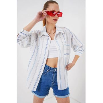Camasa dama  supradimensionata din bumbac cu dungi - alb/albastru - cu buzunar