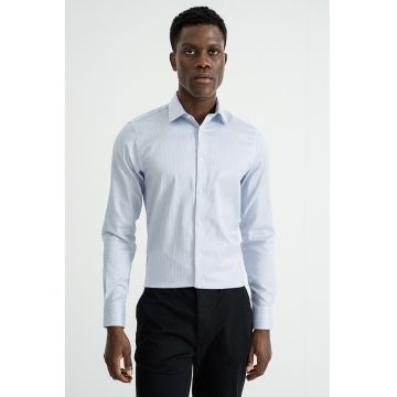 Camasa regular fit din amestec de bumbac - Alb/Albastru deschis