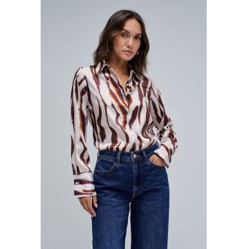 Camasa slim fit cu nasturi - Alb/Maro inchis