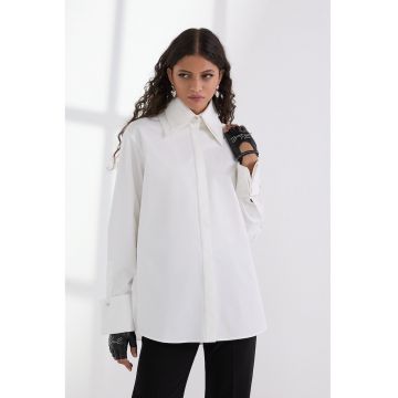 Camasa supradimensionata cu guler ascutit - Alb optic