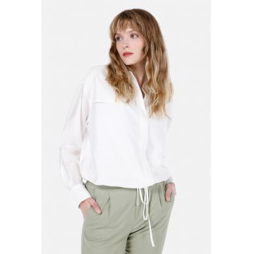 Camasa supradimensionata cu maneci cazute Camasa supradimensionata cu maneci cazute