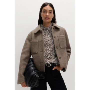 Camasa cu guler ascutit si buline - Alb/Maro