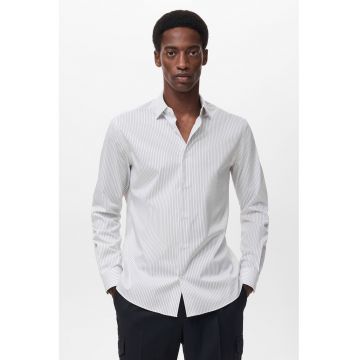 Camasa cu model in dungi si guler clasic - Alb