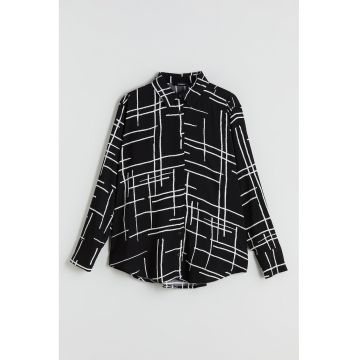 Camasa cu model si guler fixat cu nasturi - Negru