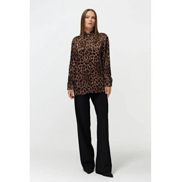 Camasa din satin -  imprimeu leopard - maro cafea - textil