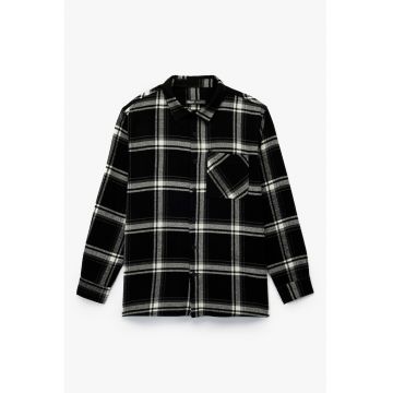 Camasa in carouri cu buzunar pe piept - Alb/Negru