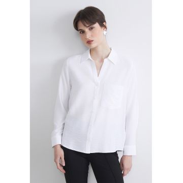 Camasa regular fit cu buzunar pe piept - Alb