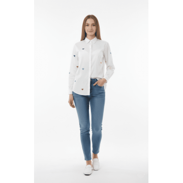 Camasa Dama , Alba cu Broderie Model Inimioare Colorate