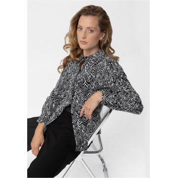 Camasa dama cu model geometric - Regular Fit -  K-Rili - Negru I Alb