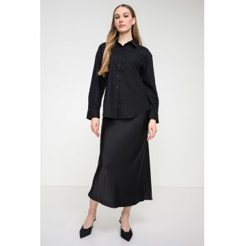 Camasa din amestec de in cu buzunar pe piept - Negru