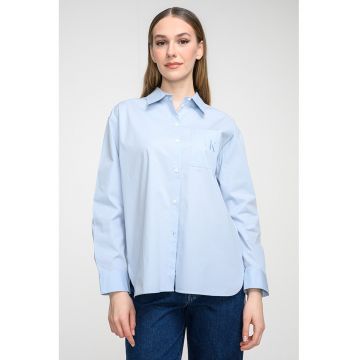 Camasa lejera cu buzunar pe piept - Albastru deschis