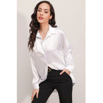 Camasa supradimensionata HiCCUP din satin - alb - cu inchidere cu nasturi - din poliester