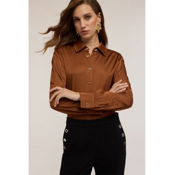 Camasa cu inchidere metalica
