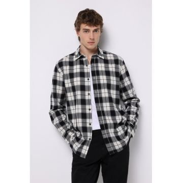 Camasa in carouri cu buzunare pe piept - Gri deschis/Alb murdar/Gri inchis