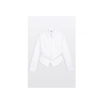 Camasa cambrata cu guler ascutit