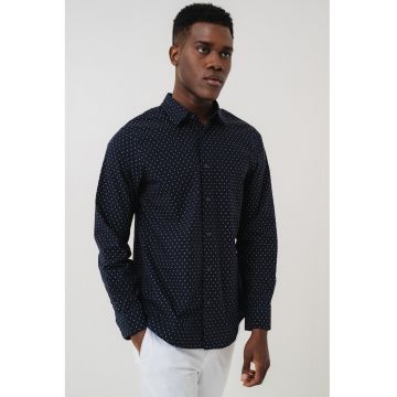 Camasa cu guler ascutit si model - Alb/Albastru ultramarin