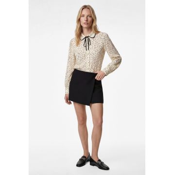 Camasa cu guler peter-pan - buline si model - Negru/Bej deschis