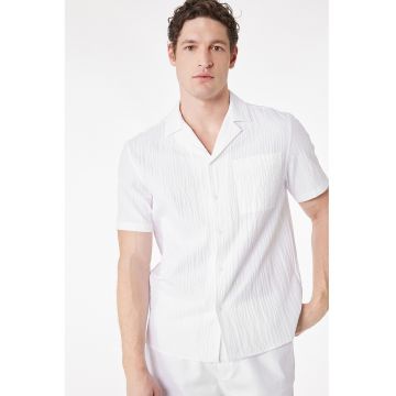 Camasa regular fit cu buzunar pe piept - Alb