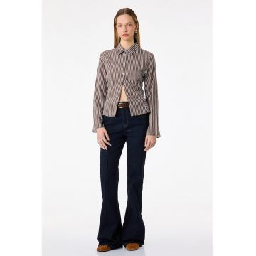 Camasa slim fit cu model in dungi - Alb/Maro