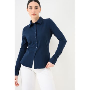 Camasa slim fit din material pique cu logo discret - Bleumarin