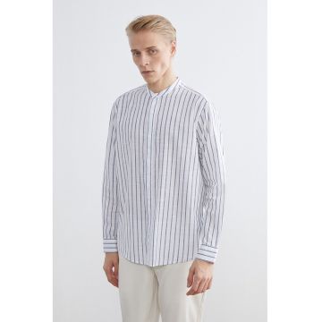 Camasa cu model in dungi si guler Mao - Alb/Bleumarin